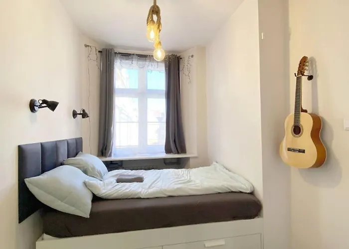 67-ratusz - Deerrest * Jelenia Góra